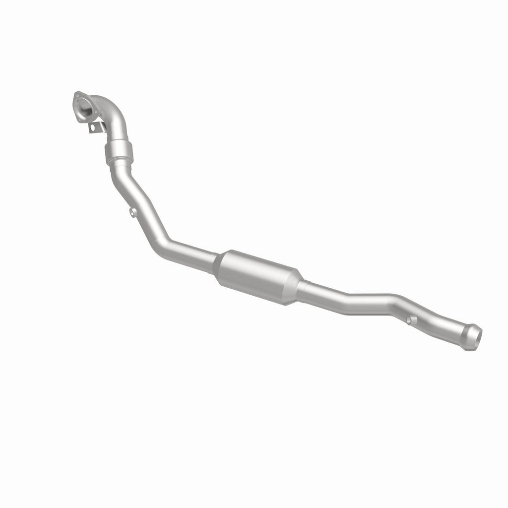 MagnaFlow Exhaust Products 4481281 California CARB Direct-Fit Catalytic Converter for Select Volvo 850