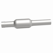Load image into Gallery viewer, MagnaFlow Exhaust Products 3391477 California CARB Direct-Fit Catalytic Converter for Select Chevrolet C2500, Chevrolet C2500 Suburban, Chevrolet C3500, Chevrolet K2500, Chevrolet K2500 Suburban, Chevrolet K3500, Chevrolet P30, Chevrolet R20 Suburban,