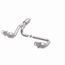 Load image into Gallery viewer, MagnaFlow Exhaust Products 52642 OEM Grade Direct-Fit Catalytic Converter for Select Chevrolet Silverado 1500, Chevrolet Silverado LD, Chevrolet Suburban, Chevrolet Tahoe, GMC Sierra 1500, GMC Sierra Limited, GMC Yukon, GMC Yukon XL