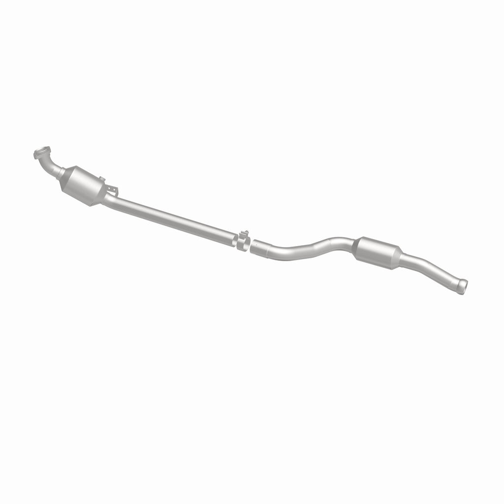 MagnaFlow Exhaust Products 21-439 OEM Grade Direct-Fit Catalytic Converter for Select Mercedes-Benz GLK350