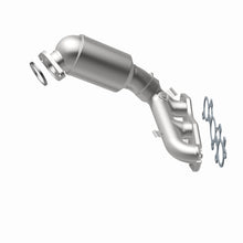 Load image into Gallery viewer, MagnaFlow Exhaust Products 5582545 California CARB Manifold Catalytic Converter for Select Lexus RX350, Toyota Highlander, Toyota Sienna