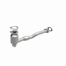Load image into Gallery viewer, MagnaFlow Exhaust Products 24323 HM Grade Direct-Fit Catalytic Converter for Select Saturn Vue