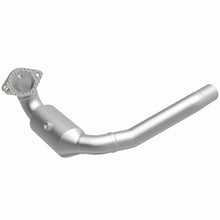 Load image into Gallery viewer, MagnaFlow Exhaust Products 21-603 OEM Grade Direct-Fit Catalytic Converter for Select Ford Edge, Ford Fusion, Lincoln Continental, Lincoln MKX, Lincoln Nautilus