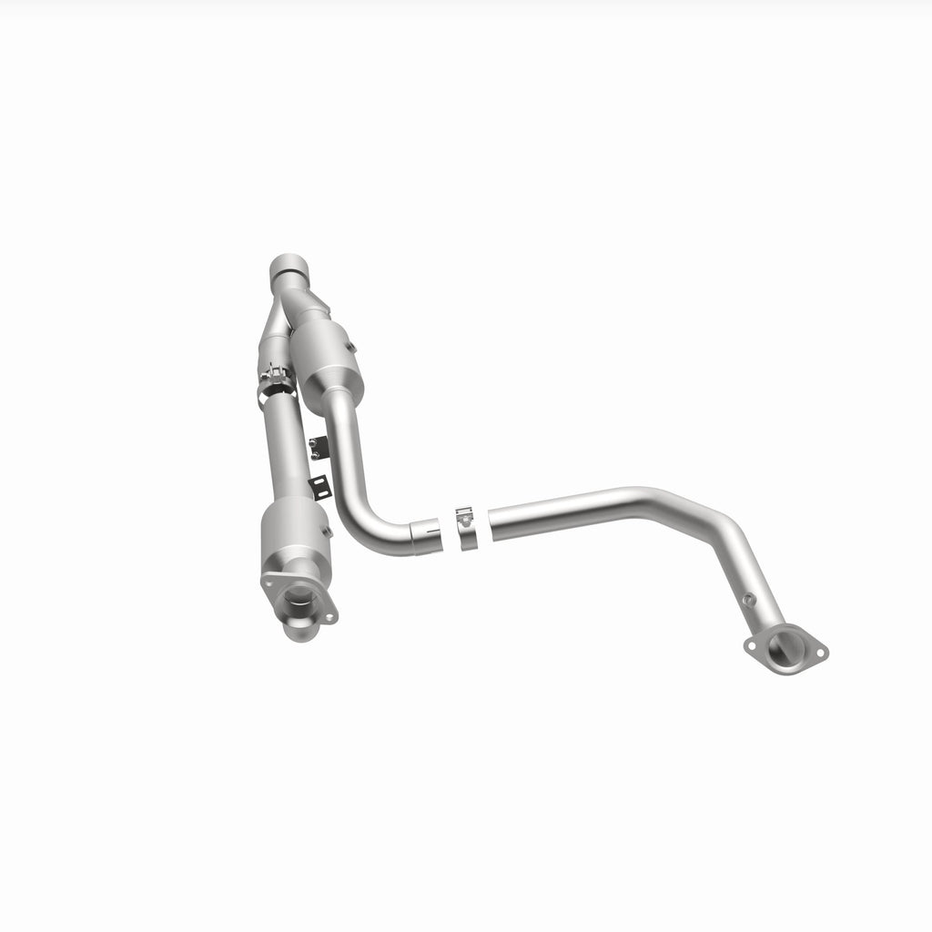 MagnaFlow Exhaust Products 21-513 OEM Grade Direct-Fit Catalytic Converter for Select Ram 2500, Ram