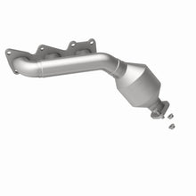 Load image into Gallery viewer, MagnaFlow Exhaust Products 51072 OEM Grade Manifold Catalytic Converter for Select Kia Borrego