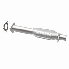 Load image into Gallery viewer, MagnaFlow Exhaust Products 93483 Standard Grade Direct-Fit Catalytic Converter for Select Chevrolet S10, GMC Sonoma