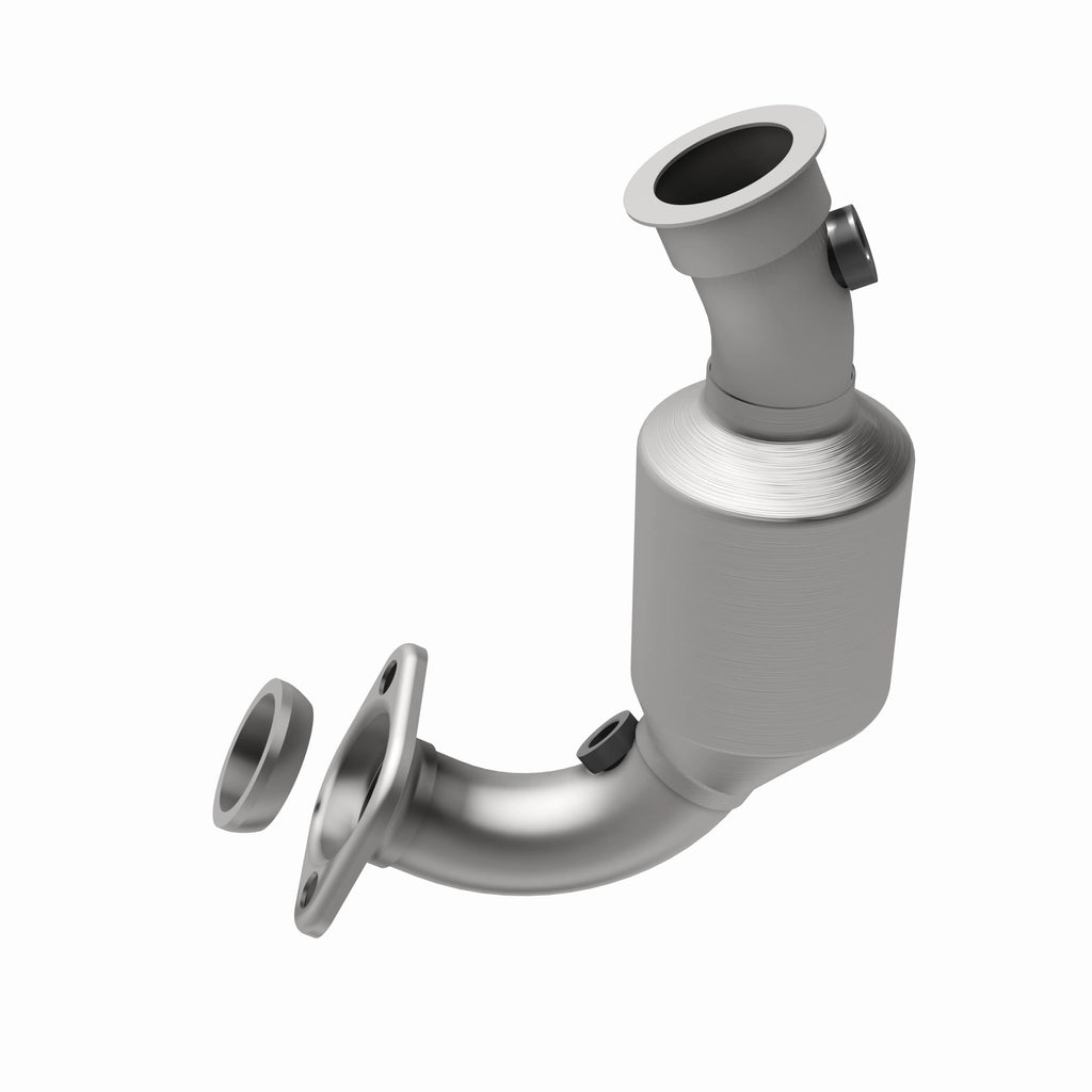 MagnaFlow Exhaust Products 49745 OEM Grade Direct-Fit Catalytic Converter for Select Jeep Liberty