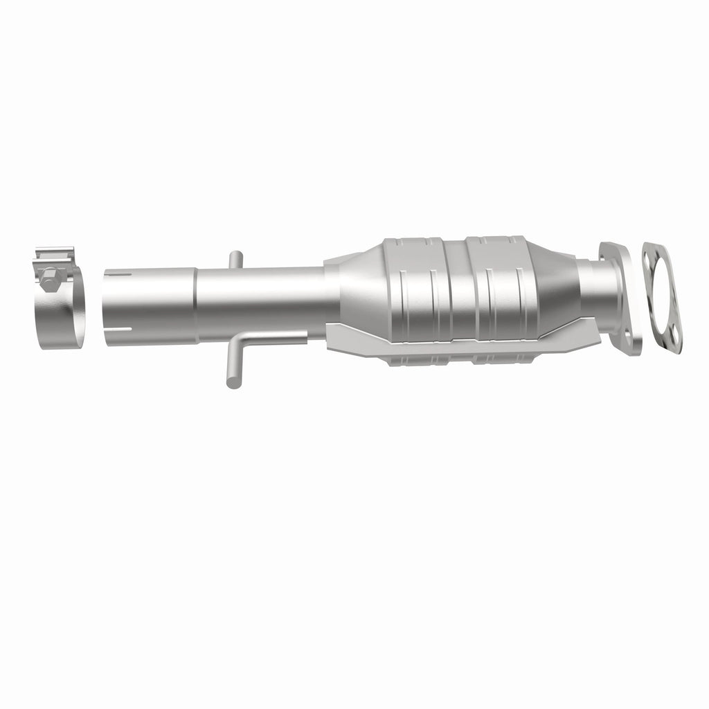 MagnaFlow Exhaust Products 49623 OEM Grade Direct-Fit Catalytic Converter for Select Chevrolet Malibu, Pontiac G6, Saturn Aura