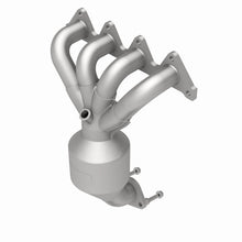 Load image into Gallery viewer, MagnaFlow Exhaust Products 51321 OEM Grade Manifold Catalytic Converter for Select Hyundai Accent, Kia Rio, Kia Rio5