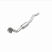 Load image into Gallery viewer, MagnaFlow Exhaust Products 24162 HM Grade Direct-Fit Catalytic Converter for Select Volvo 850, Volvo S70, Volvo V70