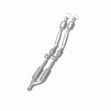 Load image into Gallery viewer, MagnaFlow Exhaust Products 24379 HM Grade Direct-Fit Catalytic Converter for Select Volkswagen Passat