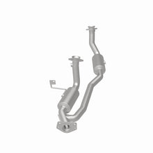 Load image into Gallery viewer, MagnaFlow Exhaust Products 4551079 California CARB Direct-Fit Catalytic Converter for Select Ford Freestar, Mercury Monterey