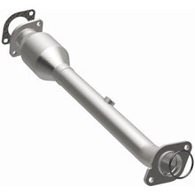 Load image into Gallery viewer, MagnaFlow Exhaust Products 52670 OEM Grade Direct-Fit Catalytic Converter for Select Nissan Frontier, Nissan NV1500, Nissan NV2500, Nissan NV3500, Nissan Pathfinder, Nissan Xterra, Suzuki Equator