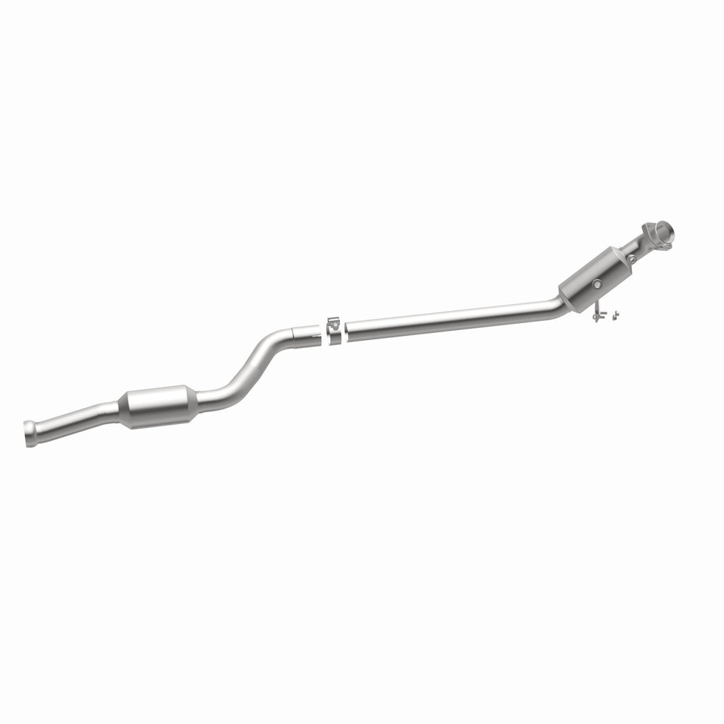 MagnaFlow Exhaust Products 21-563 OEM Grade Direct-Fit Catalytic Converter for Select Mercedes-Benz CLS550