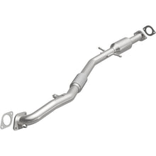 Load image into Gallery viewer, MagnaFlow Exhaust Products 557973 California CARB Direct-Fit Catalytic Converter for Select Chevrolet Malibu