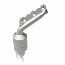 Load image into Gallery viewer, MagnaFlow Exhaust Products 51272 OEM Grade Manifold Catalytic Converter for Select Suzuki Grand Vitara, Suzuki XL-7
