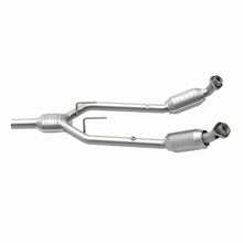 Load image into Gallery viewer, MagnaFlow Exhaust Products 444080 California CARB Direct-Fit Catalytic Converter for Select Ford Thunderbird, Mercury Cougar