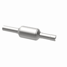 Load image into Gallery viewer, MagnaFlow Exhaust Products 3391221 California CARB Direct-Fit Catalytic Converter for Select Jeep Cherokee, Jeep Grand Cherokee, Jeep Wrangler