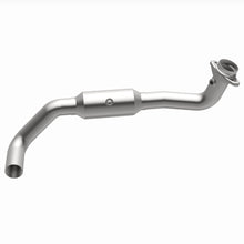 Load image into Gallery viewer, MagnaFlow Exhaust Products 4651694 California CARB Direct-Fit Catalytic Converter for Select Ford F-150, Lincoln Mark LT