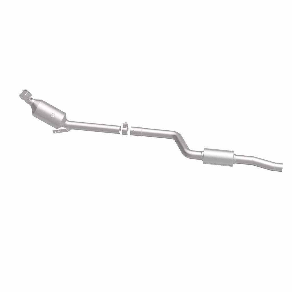 MagnaFlow Exhaust Products 21-498 OEM Grade Direct-Fit Catalytic Converter for Select Mercedes-Benz C300