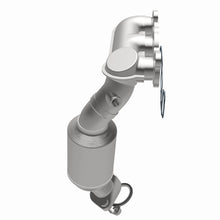 Load image into Gallery viewer, MagnaFlow Exhaust Products 5582833 California CARB Manifold Catalytic Converter for Select Lexus RX330, Toyota Highlander, Toyota Sienna