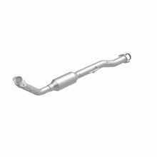 Load image into Gallery viewer, MagnaFlow Exhaust Products 4481145 California CARB Direct-Fit Catalytic Converter for Select Ford Ranger