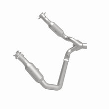 Load image into Gallery viewer, MagnaFlow Exhaust Products 5451665 California CARB Direct-Fit Catalytic Converter for Select Dodge Ram