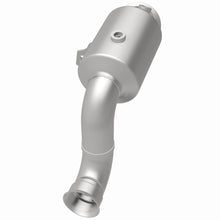 Load image into Gallery viewer, MagnaFlow Exhaust Products 21-504 OEM Grade Direct-Fit Catalytic Converter for Select Mercedes-Benz C300, Mercedes-Benz E300, Mercedes-Benz GLC300, Mercedes-Benz GLC350e, Mercedes-Benz SLC300, Mercedes-Benz SLK300