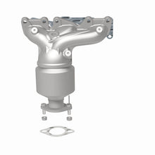Load image into Gallery viewer, MagnaFlow Exhaust Products 52781 OEM Grade Manifold Catalytic Converter for Select Hyundai Azera, Kia Cadenza, Kia Sedona