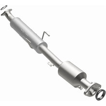 Load image into Gallery viewer, MagnaFlow Exhaust Products 52547 OEM Grade Direct-Fit Catalytic Converter for Select Toyota Sienna