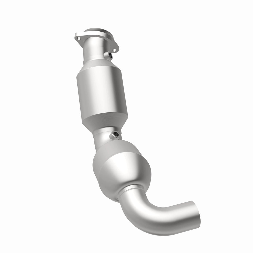 MagnaFlow Exhaust Products 280267 OEM Grade Direct-Fit Catalytic Converter for Select Ford Expedition, Ford F-150, Lincoln Navigator