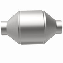 Load image into Gallery viewer, MagnaFlow Exhaust Products 51654 OEM Grade Universal Catalytic Converter for Select Acura MDX, Acura TL, Ford Five Hundred, Ford Freestyle, Honda Accord, Honda CR-Z, Honda Fit, Honda HR-V, Honda Insight, Honda Odyssey, Honda Pilot, Honda Ridgeline,