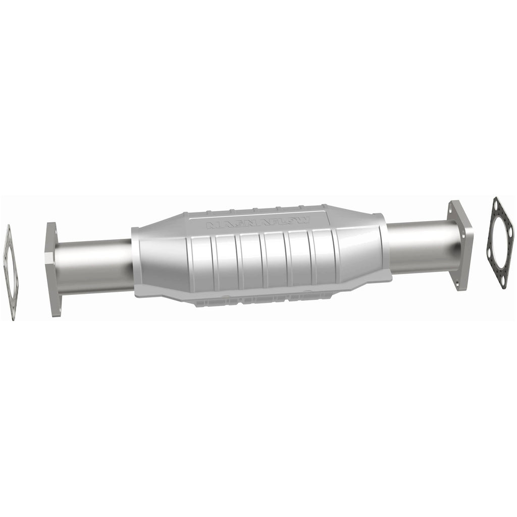 MagnaFlow Exhaust Products 3391657 California CARB Direct-Fit Catalytic Converter for Select Isuzu Pickup, Isuzu Rodeo, Isuzu Trooper