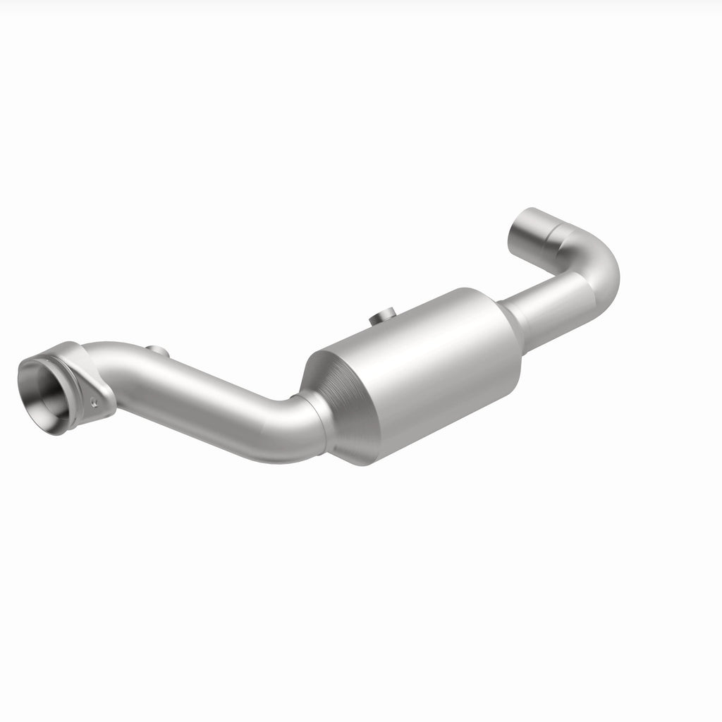 MagnaFlow Exhaust Products 280218 OEM Grade Direct-Fit Catalytic Converter for Select Ford Expedition, Lincoln Navigator