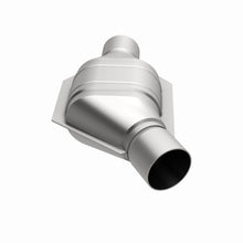 Load image into Gallery viewer, MagnaFlow Exhaust Products 458076 California CARB Universal Catalytic Converter for Select Ford E-150, Ford E-150 Club Wagon, Ford E-250, Ford E-350 Club Wagon, Ford E-350 Super Duty, Ford Expedition, Ford Explorer, Ford F-150, Ford F-150 Heritage,