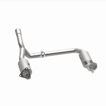 Load image into Gallery viewer, MagnaFlow Exhaust Products 280656 OEM Grade Direct-Fit Catalytic Converter for Select Chevrolet Silverado 1500, Chevrolet Silverado LTD, Chevrolet Suburban, Chevrolet Tahoe, GMC Sierra 1500, GMC Sierra Limited, GMC Yukon, GMC Yukon XL