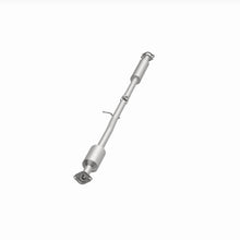 Load image into Gallery viewer, MagnaFlow Exhaust Products 5571815 California CARB Direct-Fit Catalytic Converter for Select Hyundai Tucson