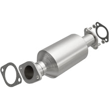 Load image into Gallery viewer, MagnaFlow Exhaust Products 5571442 California CARB Direct-Fit Catalytic Converter for Select Kia Optima, Kia Rondo