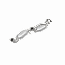 Load image into Gallery viewer, MagnaFlow Exhaust Products 4451543 California CARB Direct-Fit Catalytic Converter for Select Ford Windstar