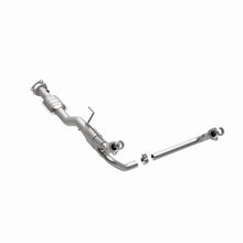 Load image into Gallery viewer, MagnaFlow Exhaust Products 458008 California CARB Direct-Fit Catalytic Converter for Select Chevrolet Astro, GMC Safari