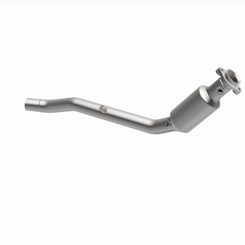 MagnaFlow Exhaust Products 4651718 California CARB Direct-Fit Catalytic Converter for Select Land Rover LR3, Land Rover Range Rover Sport