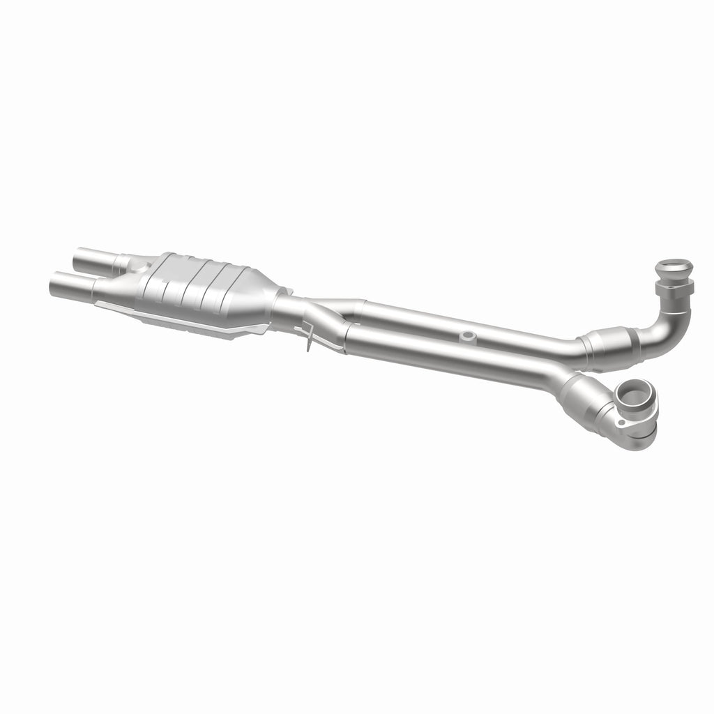 MagnaFlow Exhaust Products 23097 Standard Grade Direct-Fit Catalytic Converter for Select Alfa Romeo GTV-6, Alfa Romeo Milano
