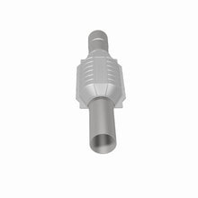 Load image into Gallery viewer, MagnaFlow Exhaust Products 93488 Standard Grade Direct-Fit Catalytic Converter for Select Chevrolet Blazer, Chevrolet C1500 Suburban, Chevrolet C2500 Suburban, Chevrolet K1500 Suburban, Chevrolet K2500 Suburban, GMC C1500 Suburban, GMC C2500 Suburban,