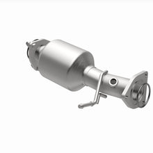 Load image into Gallery viewer, MagnaFlow Exhaust Products 5571293 California CARB Direct-Fit Catalytic Converter for Select Honda CR-V