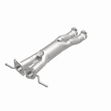 Load image into Gallery viewer, MagnaFlow Exhaust Products 21-020 OEM Grade Direct-Fit Catalytic Converter for Select Ford Flex, Ford Taurus, Lincoln MKS, Lincoln MKT