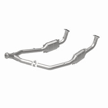Load image into Gallery viewer, MagnaFlow Exhaust Products 93689 HM Grade Direct-Fit Catalytic Converter for Select Land Rover Discovery