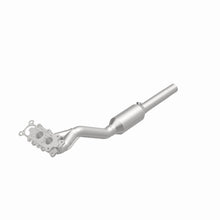 Load image into Gallery viewer, MagnaFlow Exhaust Products 4481280 California CARB Direct-Fit Catalytic Converter for Select Volkswagen Beetle, Volkswagen Golf, Volkswagen Jetta