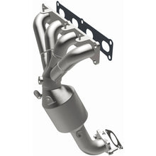 Load image into Gallery viewer, MagnaFlow Exhaust Products 5451159 California CARB Manifold Catalytic Converter for Select Jeep Cherokee