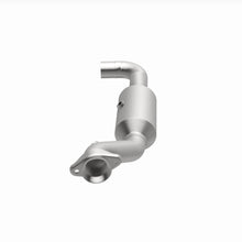 Load image into Gallery viewer, MagnaFlow Exhaust Products 280218 OEM Grade Direct-Fit Catalytic Converter for Select Ford Expedition, Lincoln Navigator