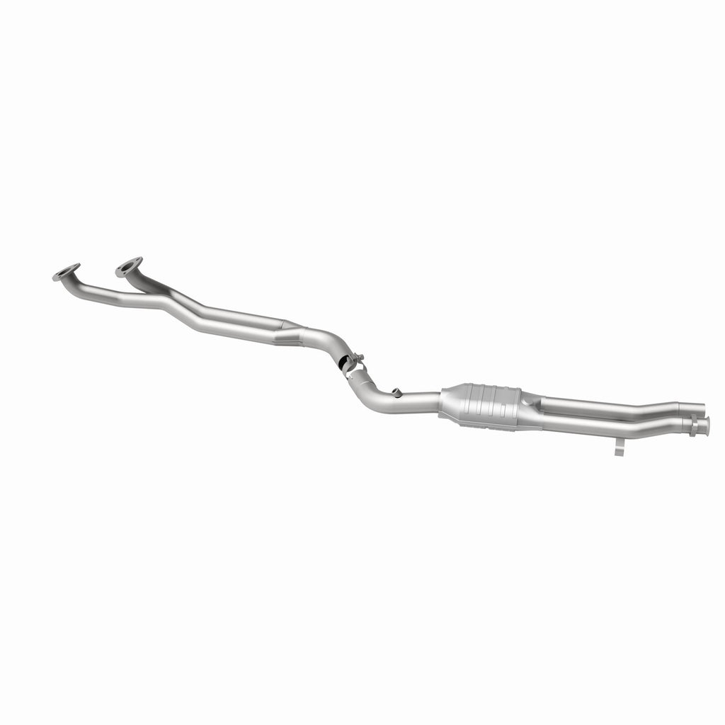 MagnaFlow Exhaust Products 23802 Standard Grade Direct-Fit Catalytic Converter for Select BMW 325i, BMW 325is